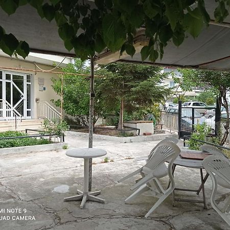Studio In Thessaloniki Near Airport And Exit For Chalkidiki Lägenhet Exteriör bild